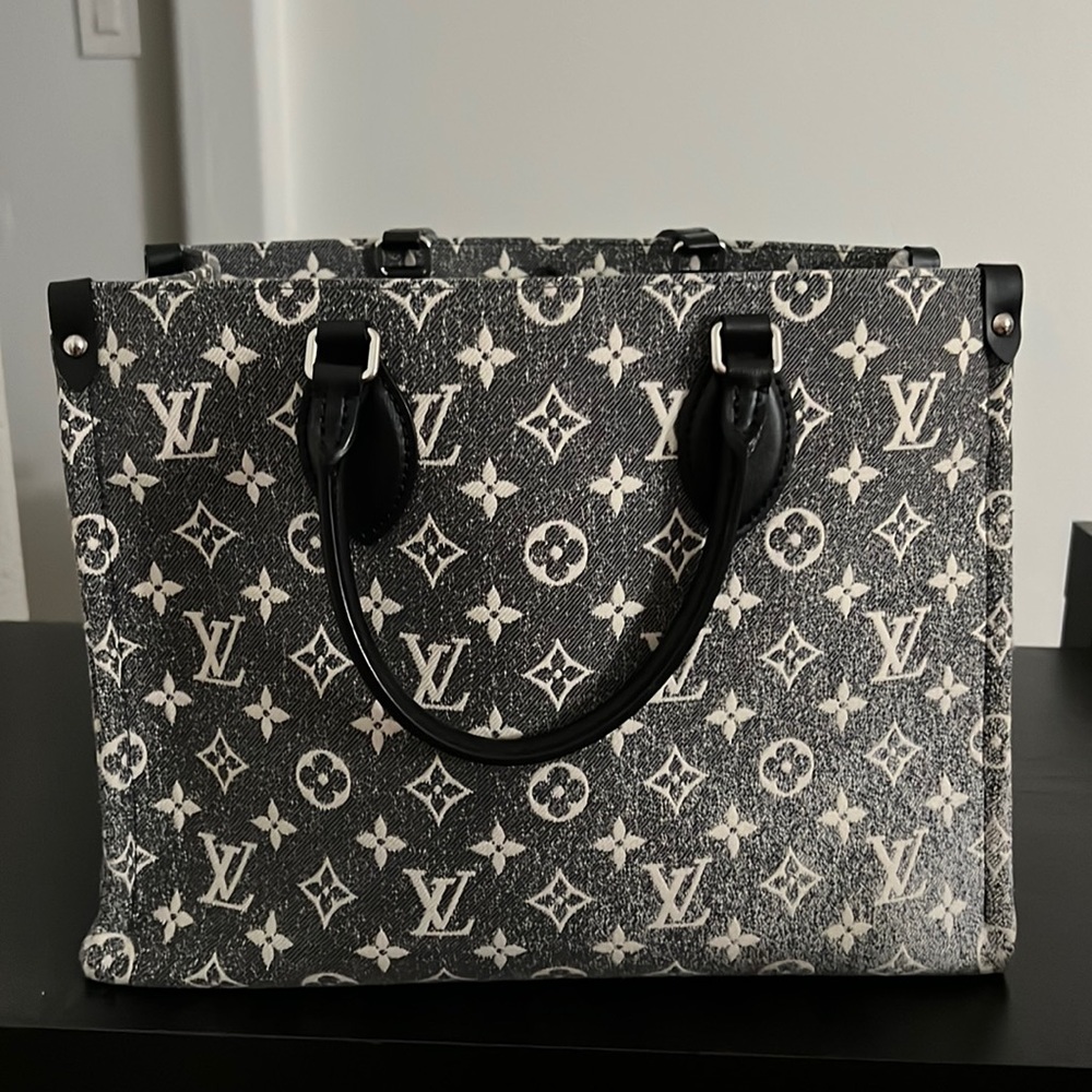 On-The-Go Louis Vuitton handbag